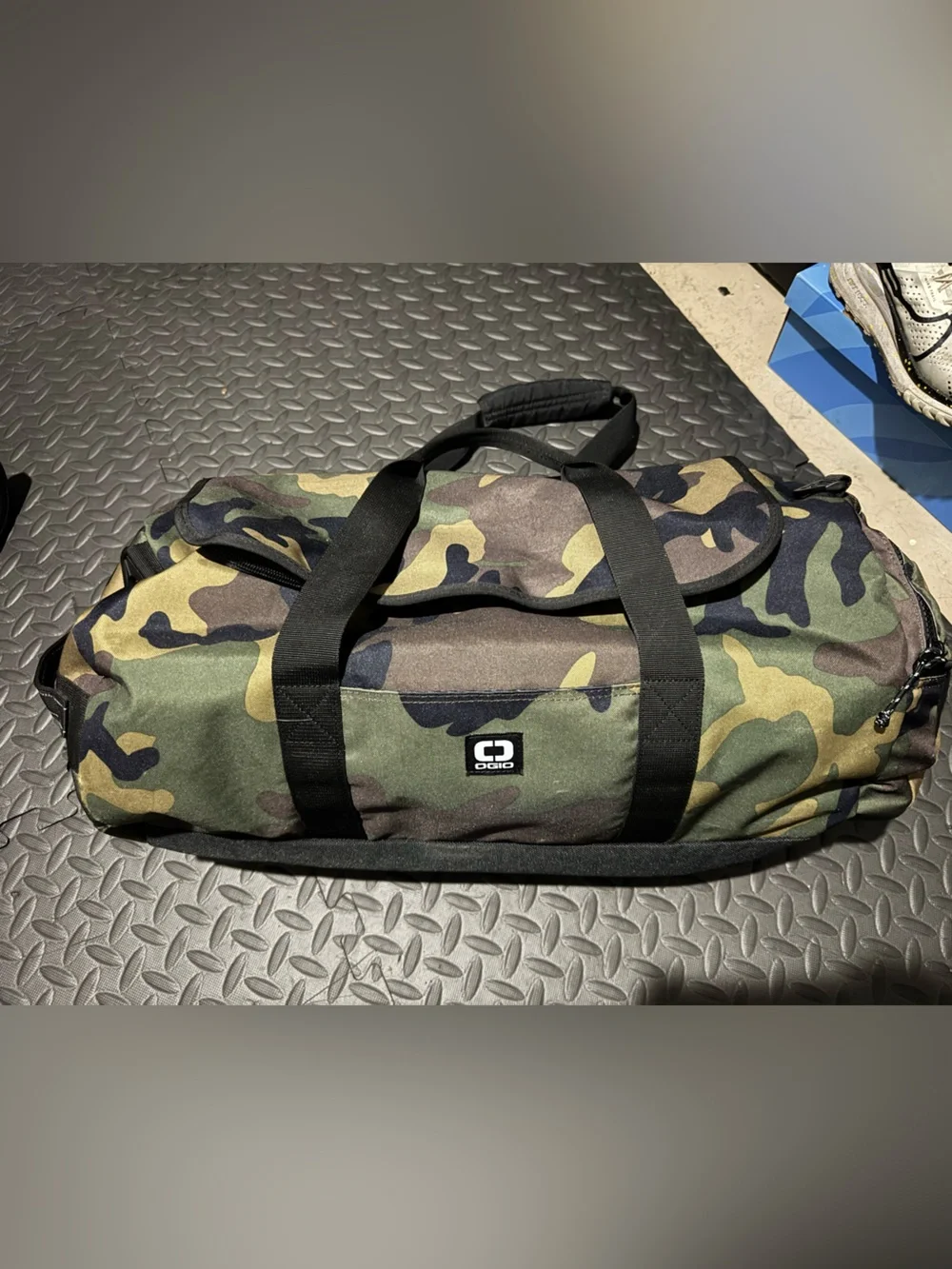 OGIO logo strap